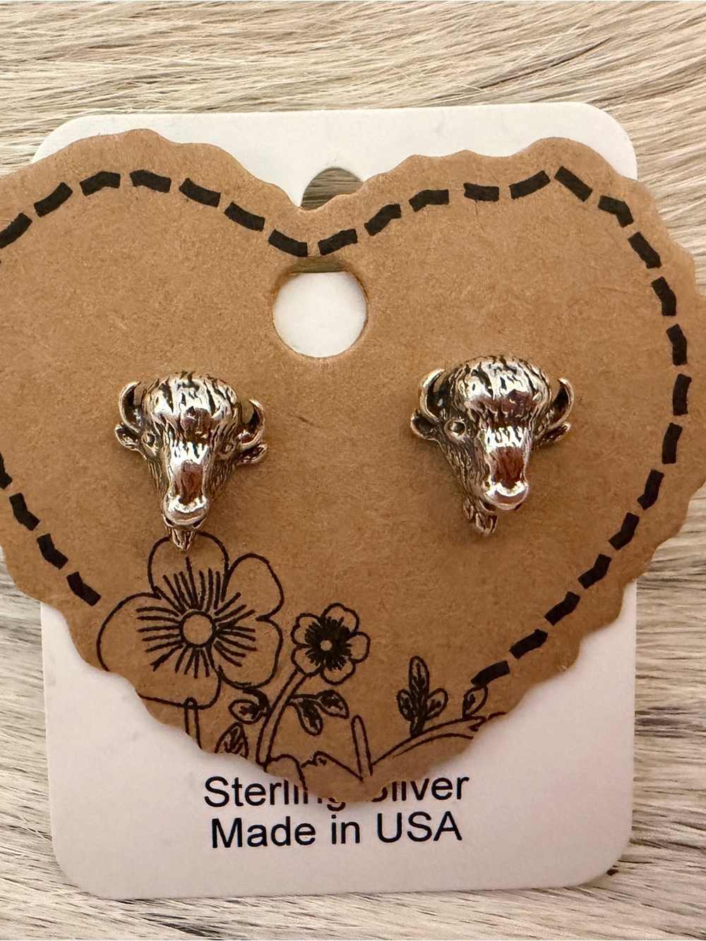 ❤️ Buffalo Bison Head Sterling Silver Western Ethnic Stud Earrings USA - Picture 7 of 12